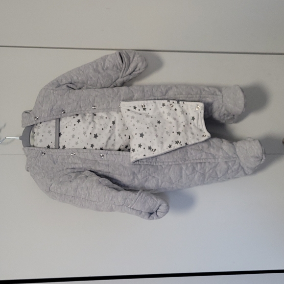 Outdoor onesie - Picture 2 of 3